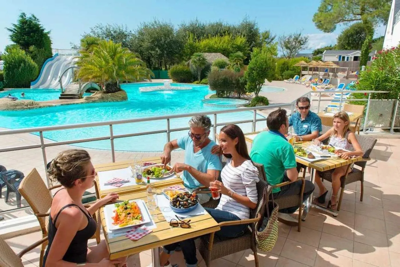 Camping 5 Etoiles - Parc Aquatique - Eeiaic Penestin France